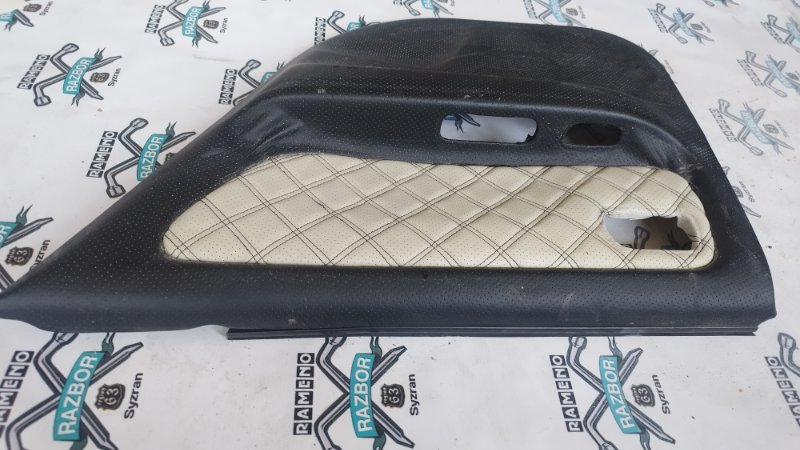 Обшивка боковой двери Nissan Bluebird 1998 U14