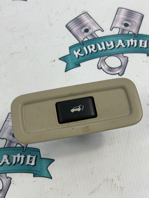 Кнопка открывания багажника Nissan Murano 2014 Z51