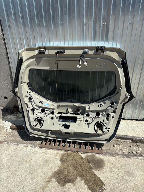 Крышка багажника Nissan Murano 2014 Z51