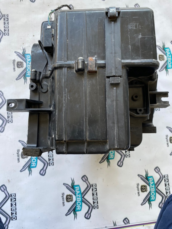 Корпус печки Nissan Bluebird 1998 U14