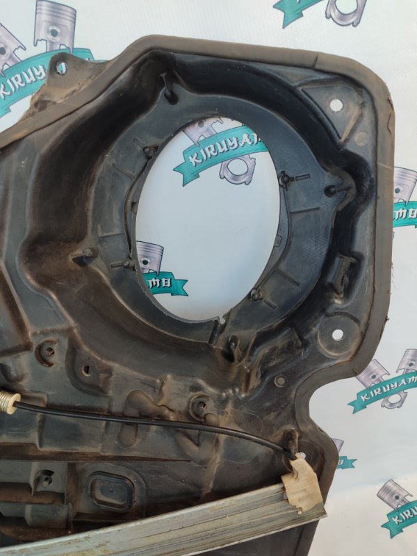 Обшивка боковой двери Mazda CX-7