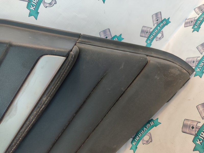 Обшивка боковой двери Mazda CX-7