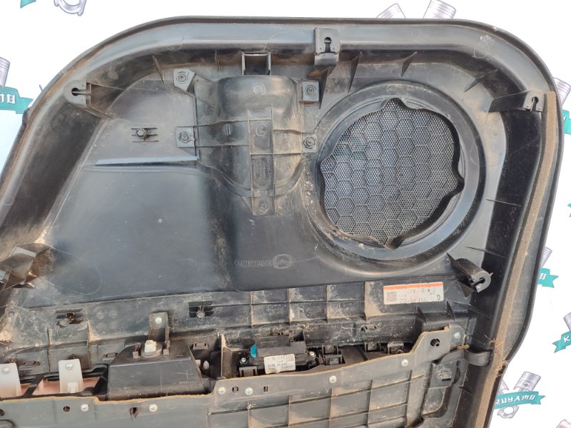 Обшивка боковой двери Mazda CX-7