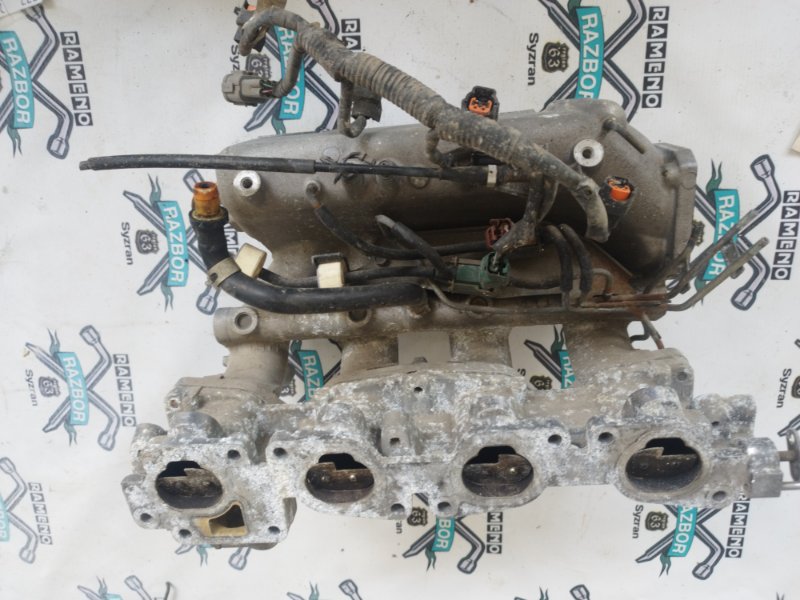 Коллектор впускной Nissan Primera P10