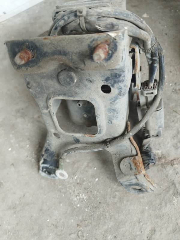 Блок ABS Nissan Bluebird 1998 U14