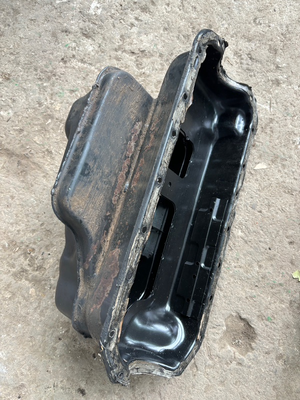 Поддон двигателя Toyota Surf