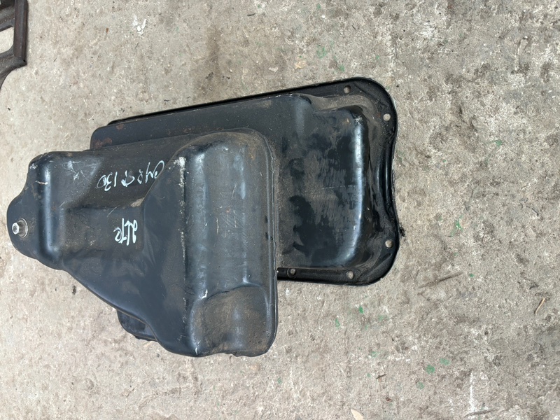 Поддон двигателя Toyota Surf