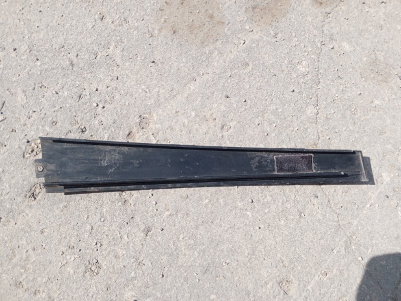 Накладка двери Volkswagen Passat 1998 B5