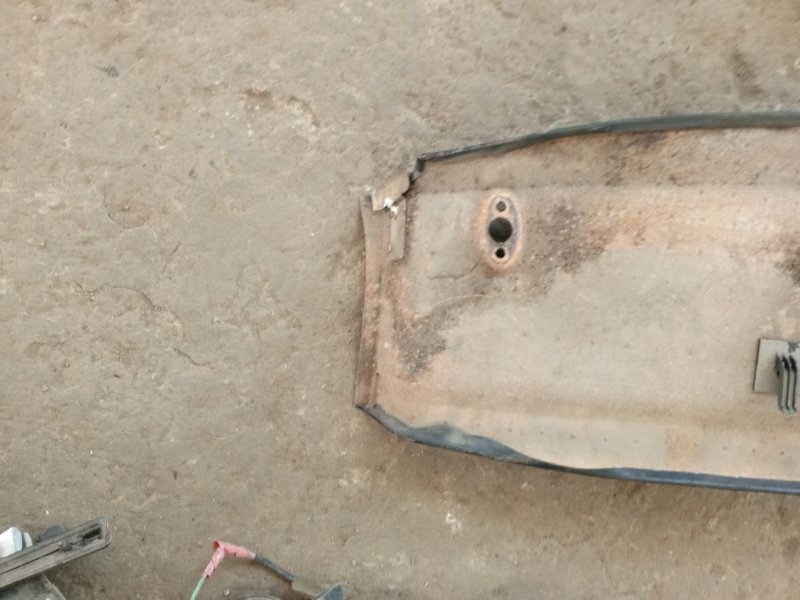 Накладка в салоне Mercedes-Benz W124 Рестайлинг