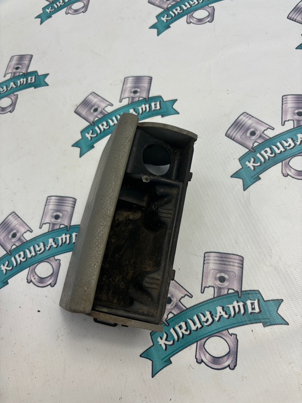 Пепельница Volkswagen Passat 1998 B5