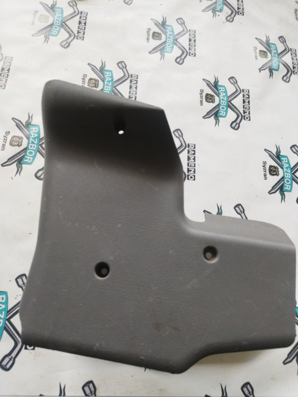Накладка в салоне Nissan Serena C23