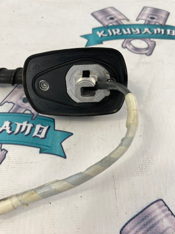 Антенна Toyota Prius 2010 ZVW30