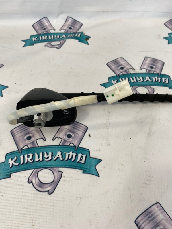 Антенна Toyota Prius 2010 ZVW30