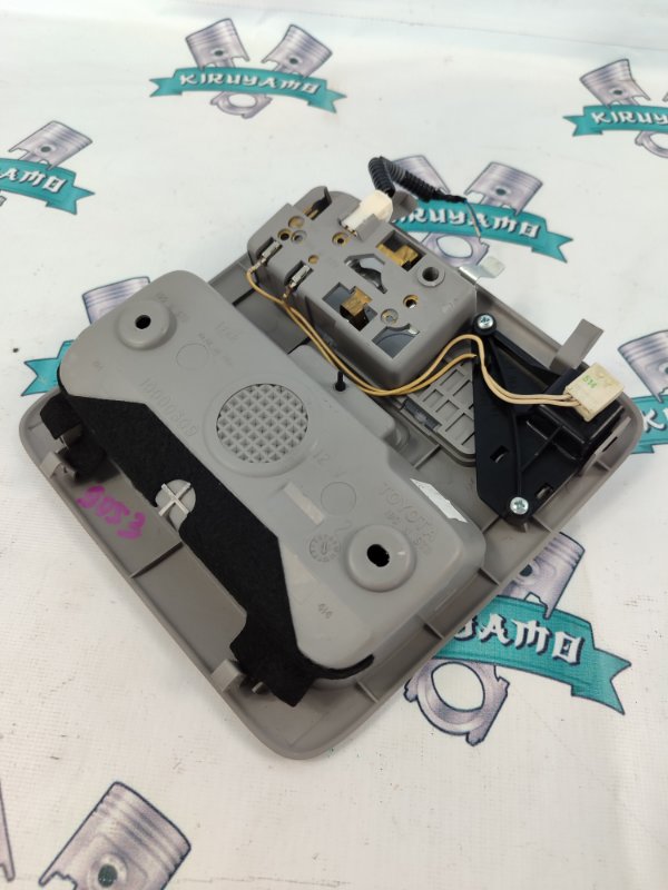 Плафон подсветки салона Toyota Rav4 2005 ACA21