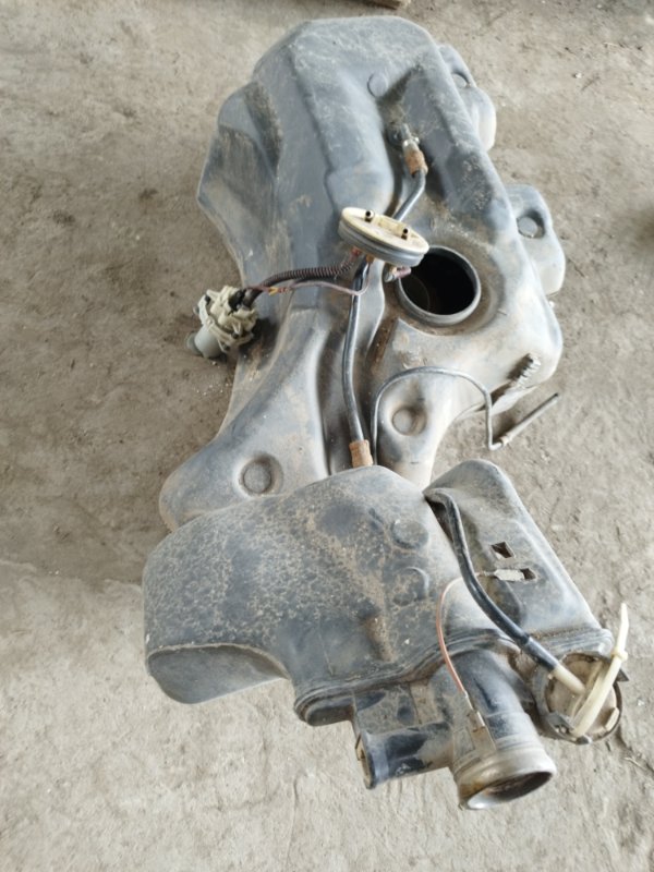 Бак топливный Volkswagen Passat 1998 B5