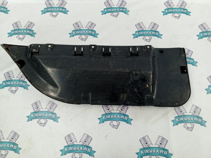Обшивка боковой двери Volkswagen Passat B3