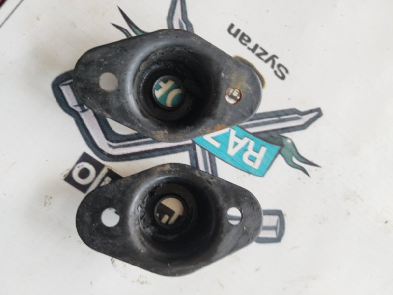 Доводчик двери Nissan Serena C23