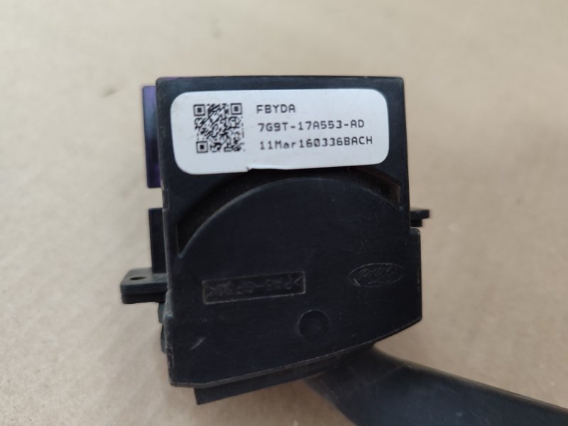 Подрулевой переключатель дворников