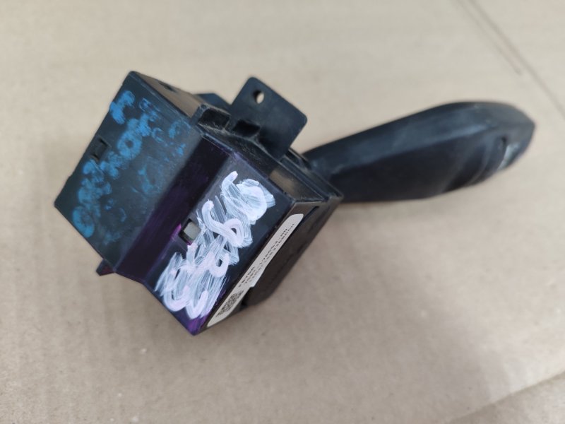 Подрулевой переключатель дворников