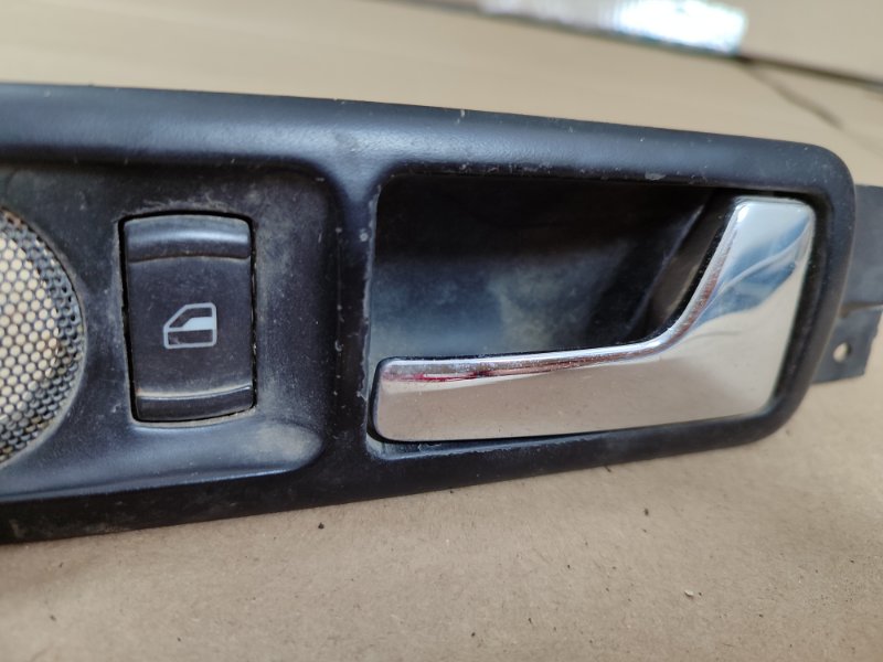 Ручка двери внутренняя Volkswagen Passat 1998 B5