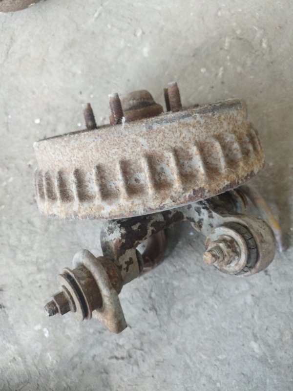 Кулак поворотный Ford Taurus