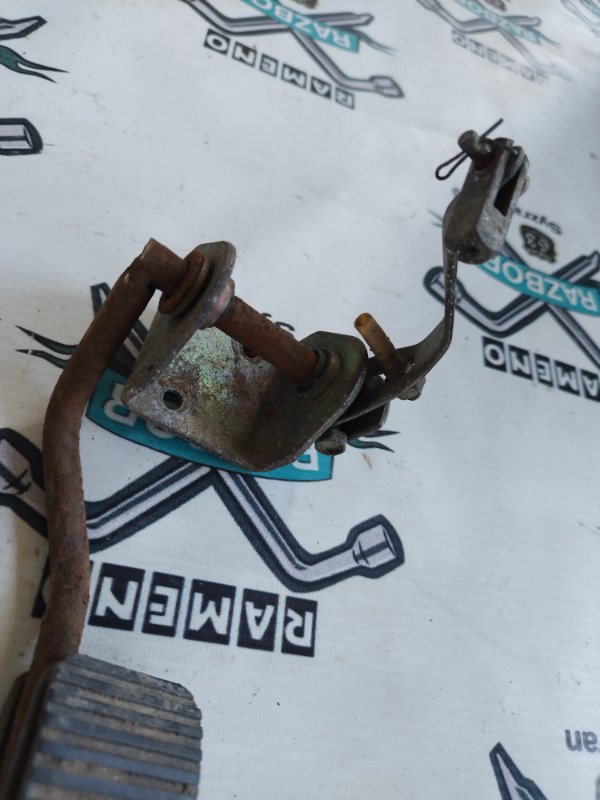 Педаль газа ГАЗ 3302