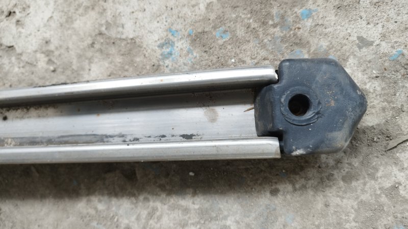 Полозья сдвижной двери ГАЗ ГАЗель