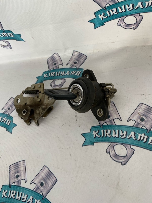 Замок багажника ГАЗ волга