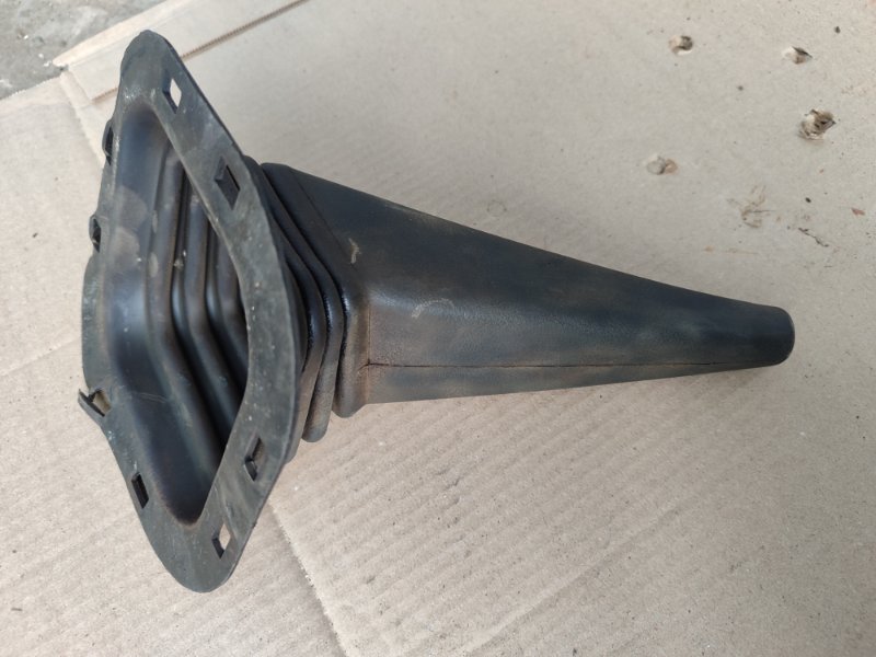 Кожух ручки КПП газ 3110 2002 газ3110