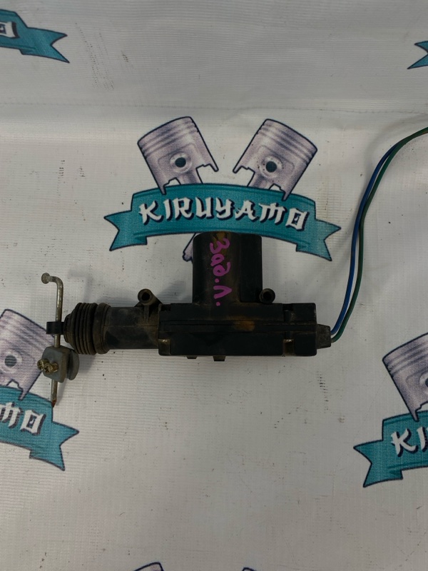 Активатор замка двери газ 3110 2002 газ3110