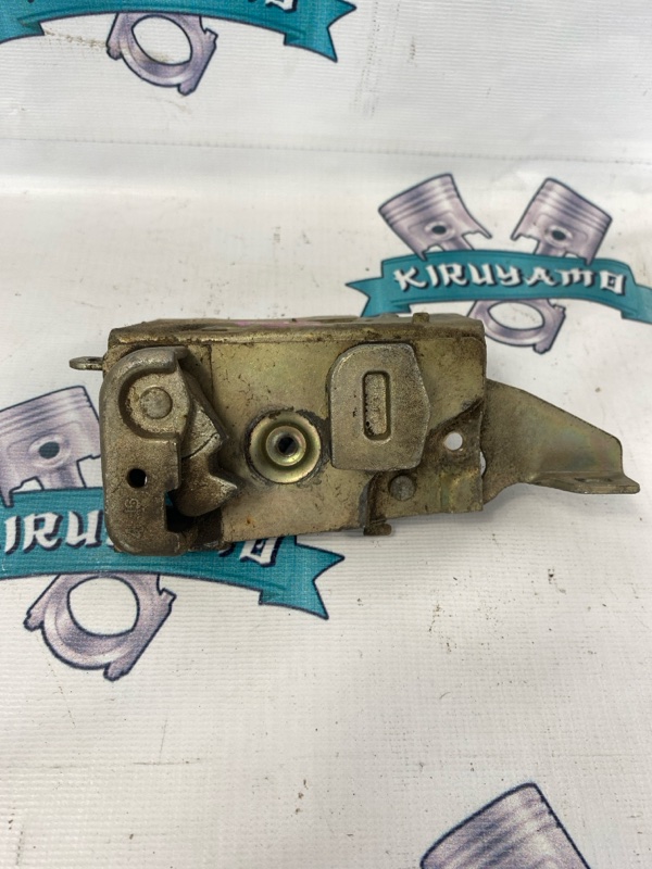 Замок боковой двери газ 3110 2002 газ3110