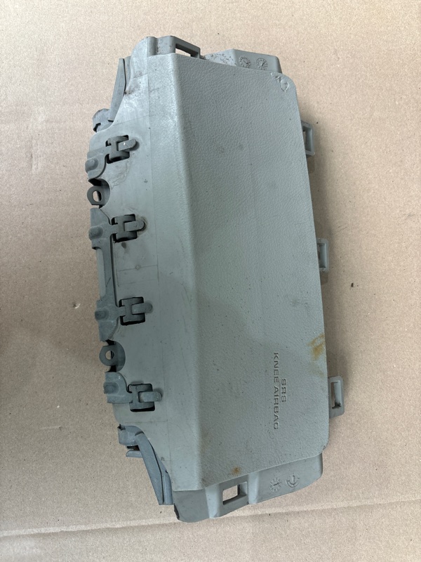 Подушка безопасности в колени Toyota Camry 2008 ACV 40