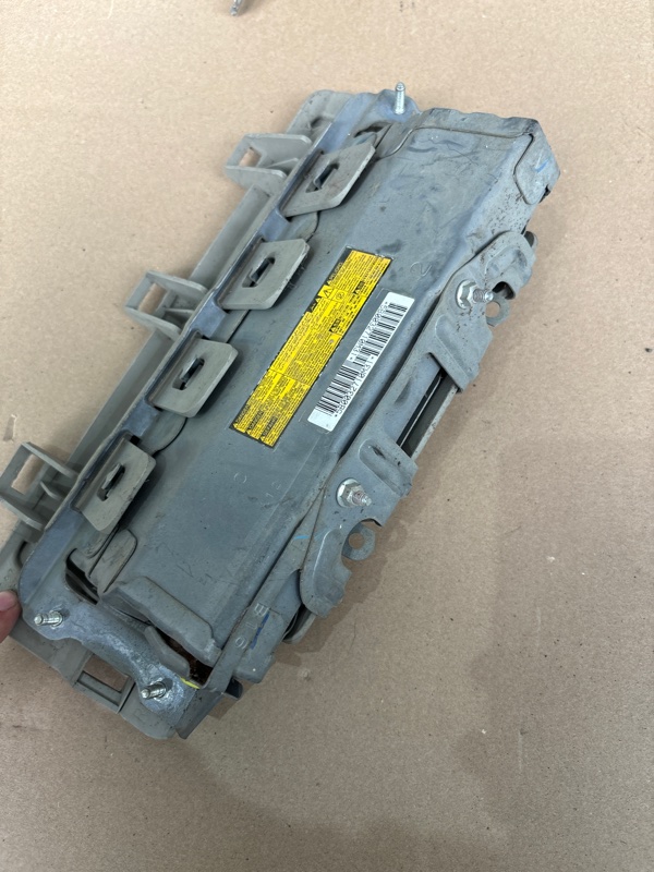 Подушка безопасности в колени Toyota Camry 2008 ACV 40