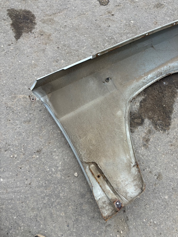 Крыло газ 3110 2002 газ3110