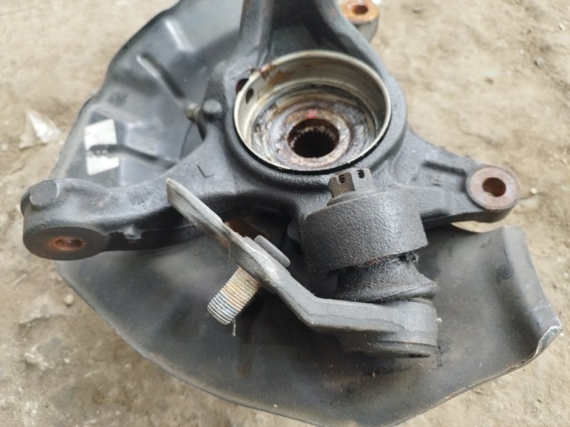 Кулак поворотный Toyota Camry 2008 ACV 40