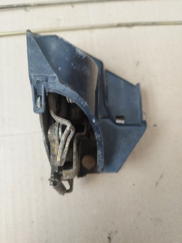 Замок боковой двери Mercedes-Benz w123 1984