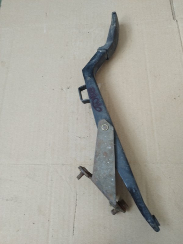 Педаль газа Ford Sierra
