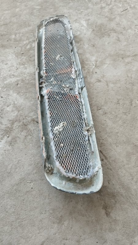 Решетка радиатора Rover 200