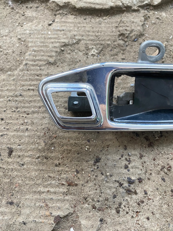 Накладка внутренней ручки двери Mercedes-Benz w123 1984