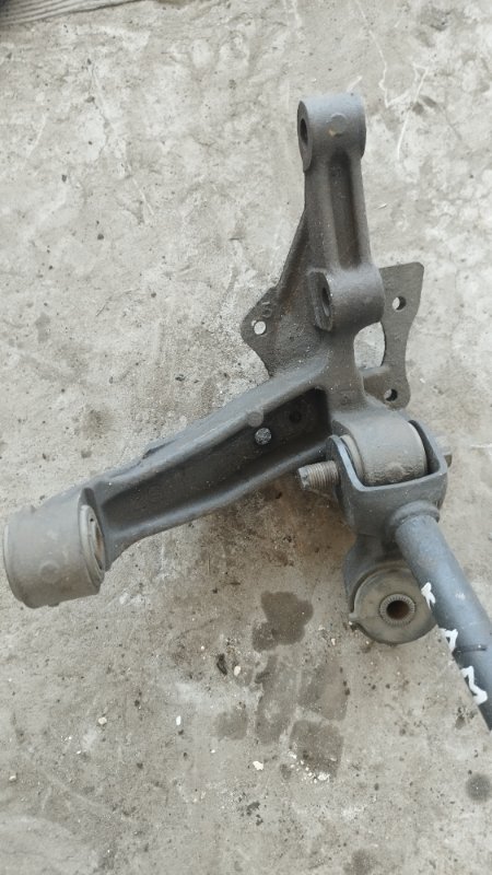 Кулак поворотный Toyota Camry ACV 40
