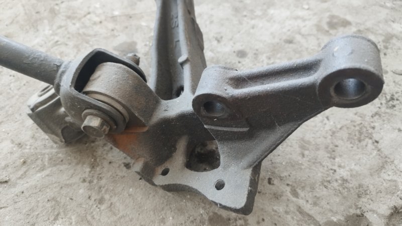 Кулак поворотный Toyota Camry ACV 40