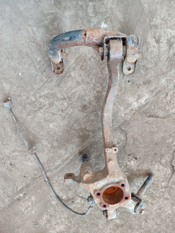 Кулак поворотный Mitsubishi Galant 2001 8