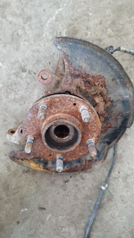 Кулак поворотный Hyundai Elantra 2008 xd