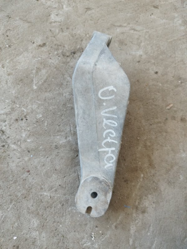 Кронштейн двигателя Opel Vectra B