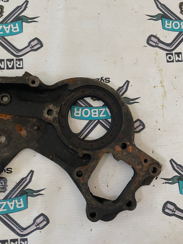 Крышка двигателя Ford Mondeo