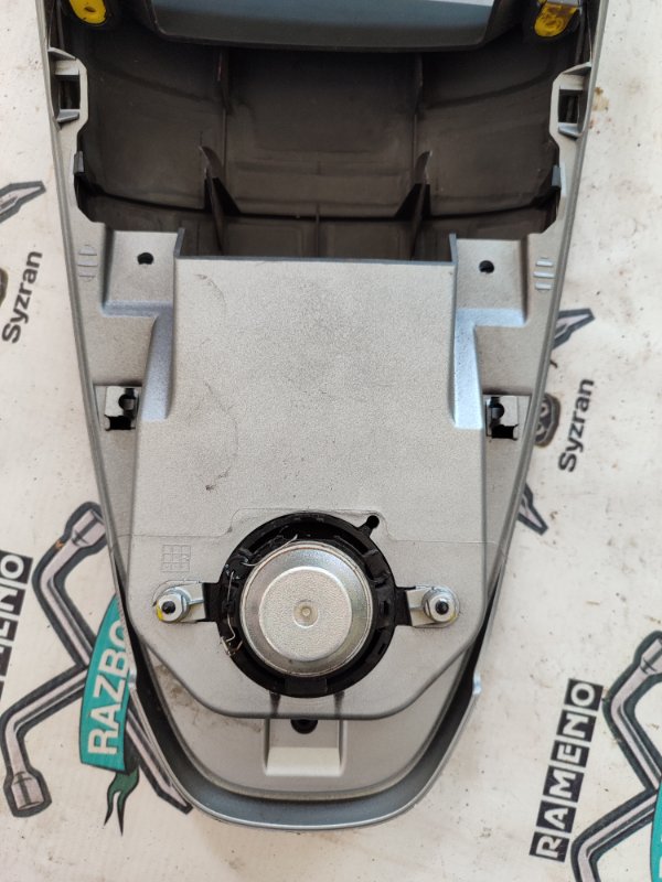 Накладка на торпедо Opel Corsa 2010 D