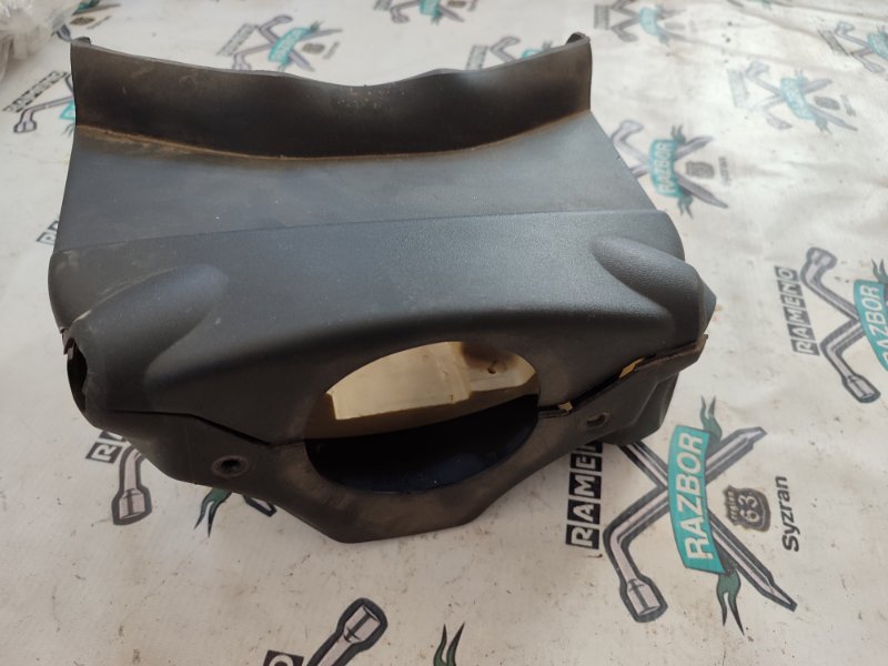 Кожух рулевой колонки Opel Corsa 2010 D