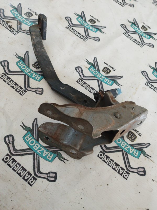 Педаль тормоза NISSAN Almera N15