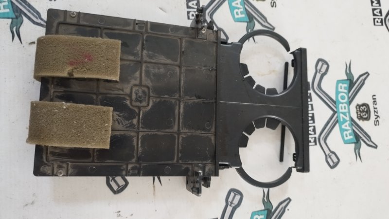 Подстаканник Chery Amulet a15