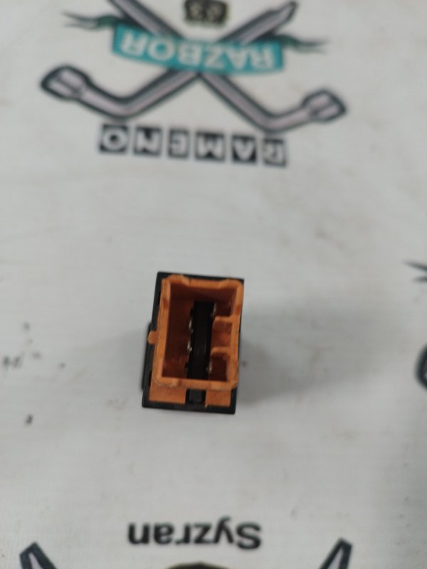 Кнопка ПТФ Chery Amulet a15